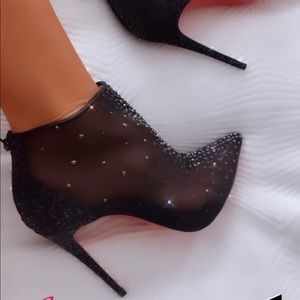 Sexy ankle booties Christian Louboutin ❣️